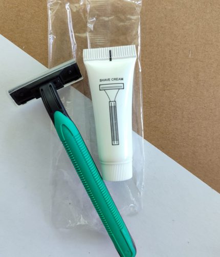 Бритвенный набор в прозрачном пакете с кремом для бритья (10мл)