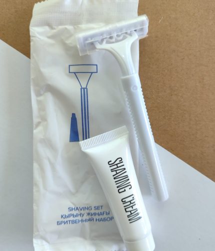 Бритвенный набор flow pack с кремом для бритья (10мл)